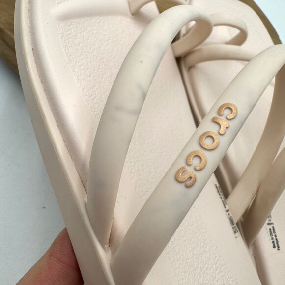 Crocs Women's Miami Toe Loop Sandal size 11 cream sandals as seen on Tik Tok - Picture 9 of 9